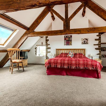 Kidwelly Farmhouse B&B Екстер'єр фото