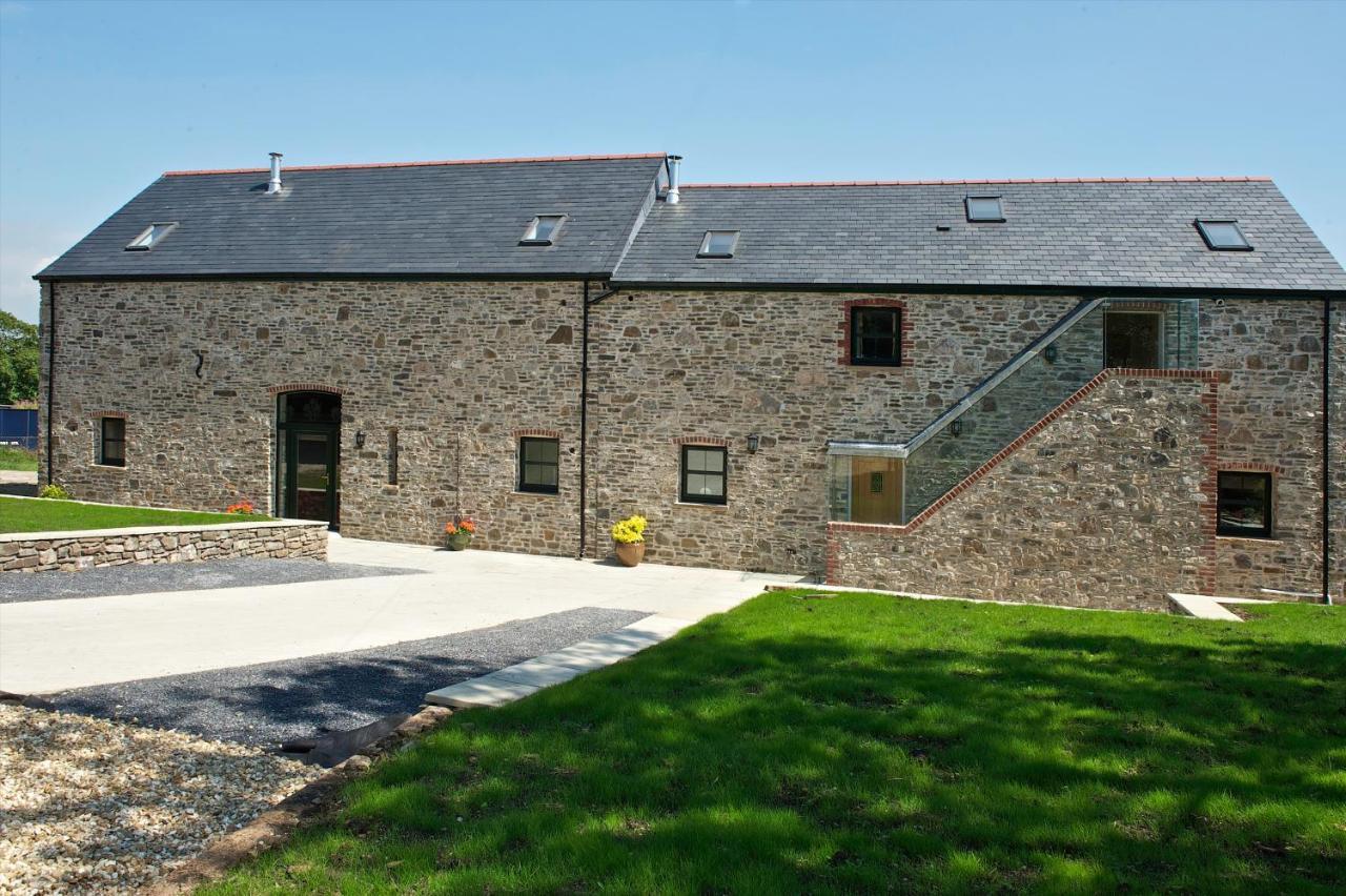 Kidwelly Farmhouse B&B Екстер'єр фото